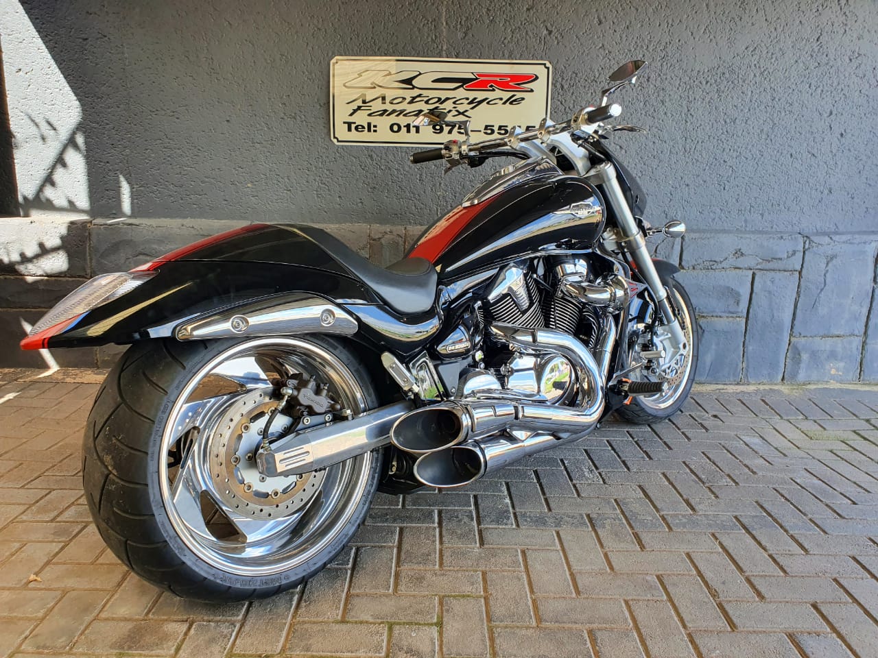 Suzuki vzr1800 boulevard