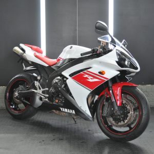 2008 YAMAHA R1