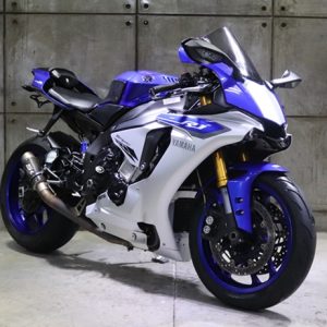 2017 YAMAHA R1