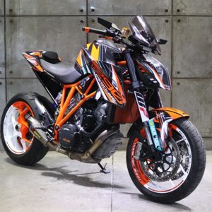 2017 KTM 1290 SUPER DUKE R