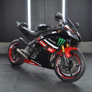 2017 YAMAHA R6